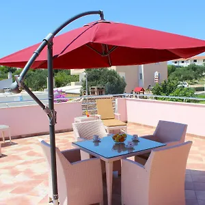 apartments-stepic.hotels-in-trogir.com/